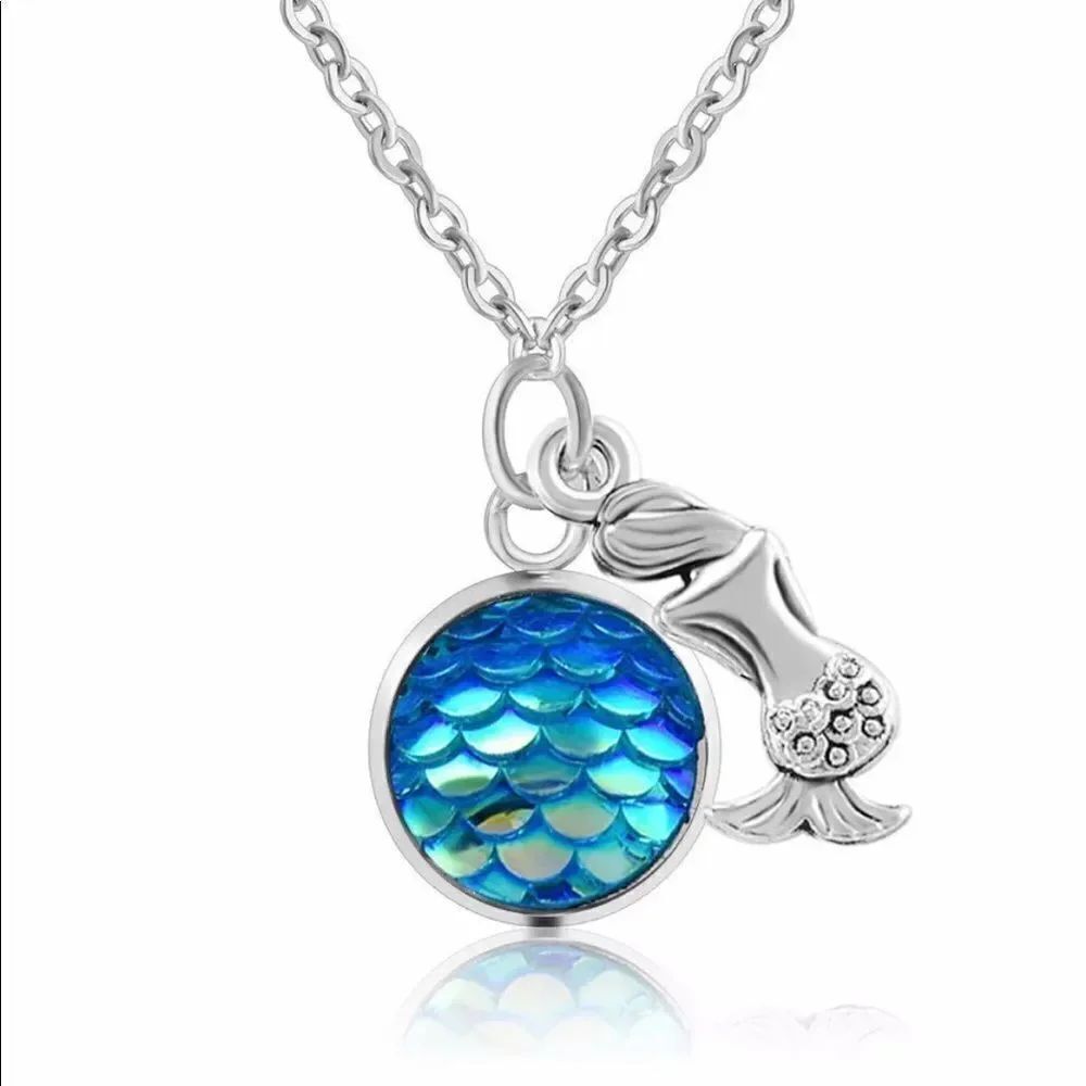 Cute Mermaid Necklace 